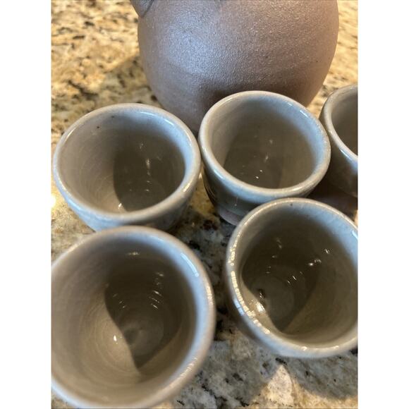 Japanese OMC Hand Glazed Sake Carafe & 6 Cups Set Mid Century Art Pottery - Picture 8 of 12